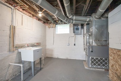 Great investment opportunity in the heart of Cleveland! This - photo 30
