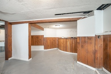 Great investment opportunity in the heart of Cleveland! This - photo 32