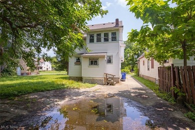 Great investment opportunity in the heart of Cleveland! This - photo 35