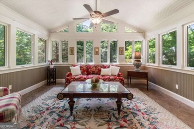 Beautifully maintained 4-bedroom, 3-bath four-sides brick home - photo 4