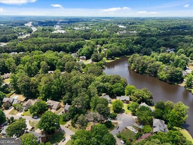 Beautifully maintained 4-bedroom, 3-bath four-sides brick home - photo 8