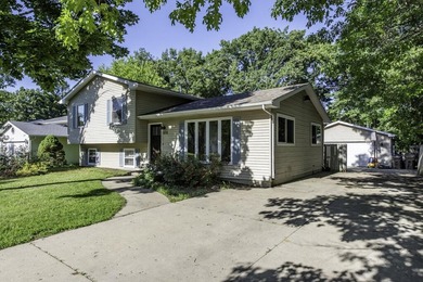 Lake Michigan - Kenosha County Home For Sale in Pleasant Prairie Wisconsin