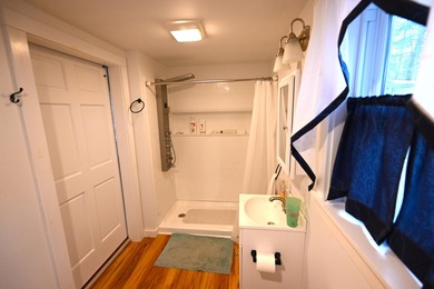 Great opportunity for a first-time homebuyer! This 2-bedroom - photo 13