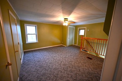Great opportunity for a first-time homebuyer! This 2-bedroom - photo 15
