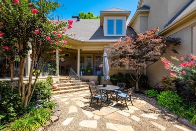 Welcome to this exceptional custom home by Southern Living - photo 44