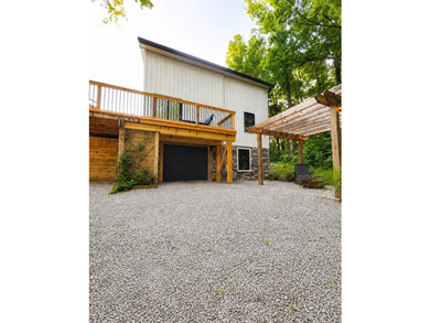Additional listing photo 2