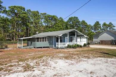 This charming home features three bedrooms & three full - photo 3