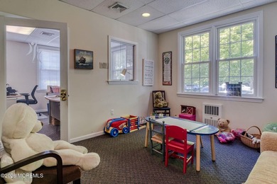 First time offered. Approximately 4800 square feet office - photo 21
