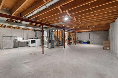 Move-in ready 3-bedroom, 1-bath ranch featuring numerous updates - photo 23