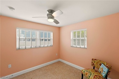 This home is the quintessential mid-century Florida ranch with a - photo 32