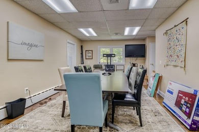 First time offered. Approximately 4800 square feet office - photo 33