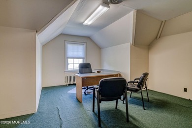 First time offered. Approximately 4800 square feet office - photo 42
