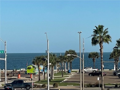 Stunning Waterfront Living: Privacy, Peace, and Panoramic Views