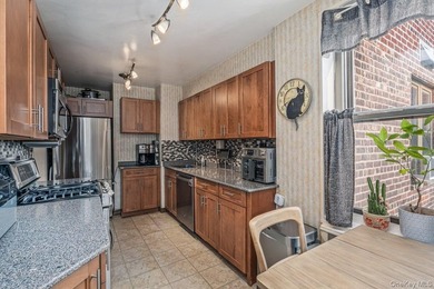 Spring into comfort with this beautifully renovated, *H-line* - photo 4