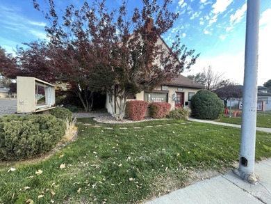 Lake Commercial Sale Pending in Nampa, Idaho