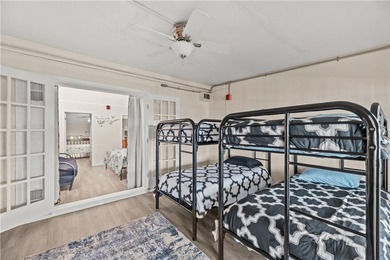 Welcome to your fully furnished coastal penthouse retreat at the - photo 11