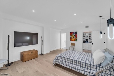 Welcome to this beautifully renovated residence at 101 - photo 13