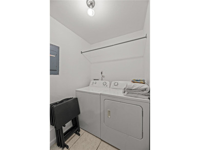 Welcome to your fully furnished coastal penthouse retreat at the - photo 16