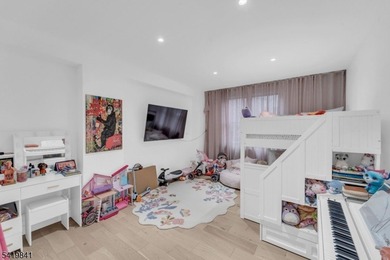 Welcome to this beautifully renovated residence at 101 - photo 16
