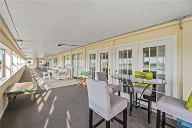 Welcome to your fully furnished coastal penthouse retreat at the - photo 18