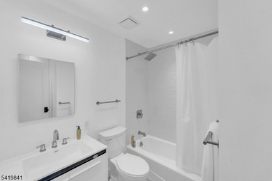 Welcome to this beautifully renovated residence at 101 - photo 18