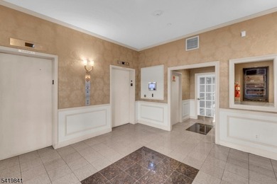 Welcome to this beautifully renovated residence at 101 - photo 20