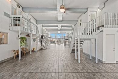 Welcome to your fully furnished coastal penthouse retreat at the - photo 23