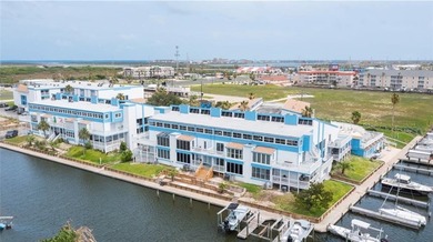 Welcome to your fully furnished coastal penthouse retreat at the - photo 32