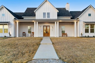 Amon Carter Lake Home For Sale in Sunset Texas