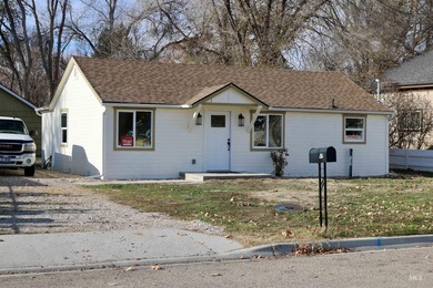 Lake Home For Sale in Nampa, Idaho