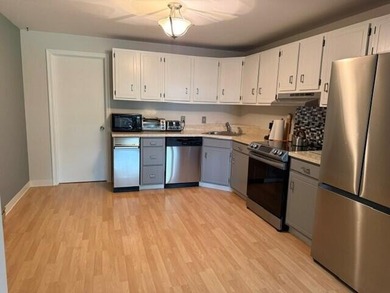 Move-in ready in-town condo with many recent updates! This - photo 2