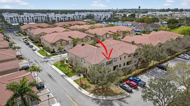 Welcome home to Paradise! Beautifully appointed 3 bedroom, 2 - photo 6