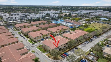 Welcome home to Paradise! Beautifully appointed 3 bedroom, 2 - photo 8