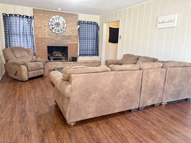 Welcome to this spacious 4-bedroom, 2-bath home offering over 2 - photo 12