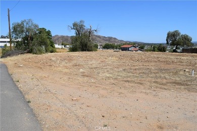 Here's an opportunity to own a flat and buildable lot in the - photo 15