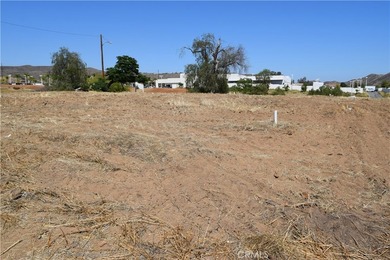 Here's an opportunity to own a flat and buildable lot in the - photo 16