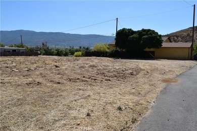 Here's an opportunity to own a flat and buildable lot in the - photo 18