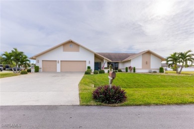 Cape Coral Lakes Area Home For Sale in Cape Coral Florida