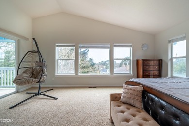 Stunning beach home with 3 gorgeous levels featuring a full bed - photo 43