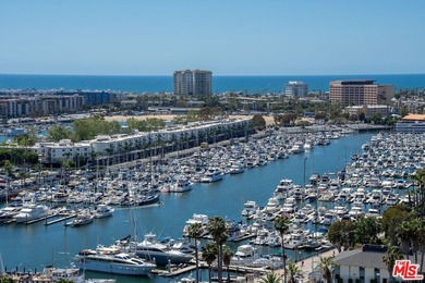 Welcome to the crown jewel of Marina Pointe Drive! An - photo 7