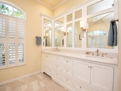 Exceptional lakefront estate in the prestigious River Club at - photo 18