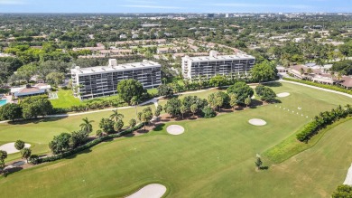 Lake Condo For Sale in Boca Raton, Florida