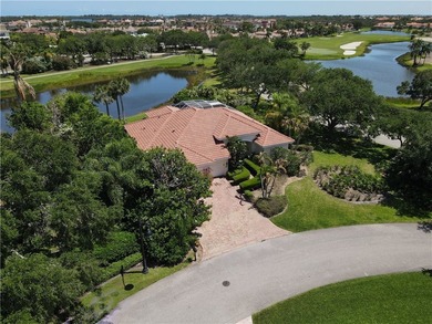 Exceptional lakefront estate in the prestigious River Club at - photo 31