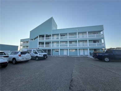 LOOKING FOR A GREAT CONDO UNDER $200K???? Step into this - photo 1