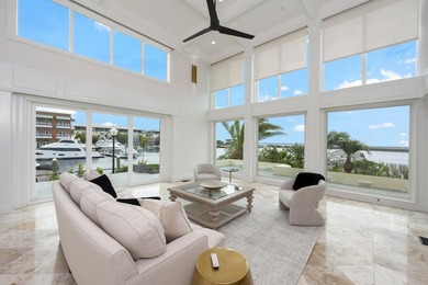 Experience luxury waterfront living with breathtaking panoramic - photo 22