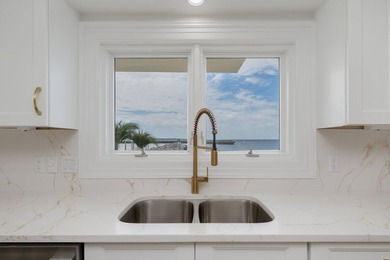 Experience luxury waterfront living with breathtaking panoramic - photo 29