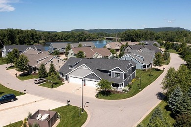 Experience the pinnacle of waterfront sophistication in this - photo 9