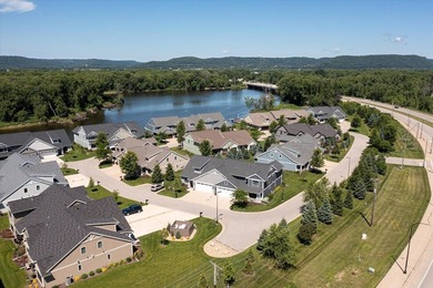 Experience the pinnacle of waterfront sophistication in this - photo 10