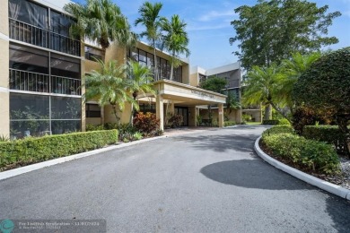 (private lake, pond, creek) Condo For Sale in Weston Florida