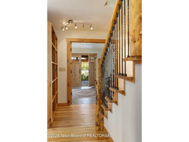 Tucked in the shadow of the majestic Tetons, this stunning home - photo 14